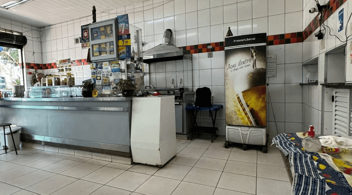 Vende-se Lanchonete Restaurante Zona Leste - SP004