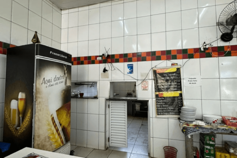 Vende-se Lanchonete Restaurante Zona Leste - SP006