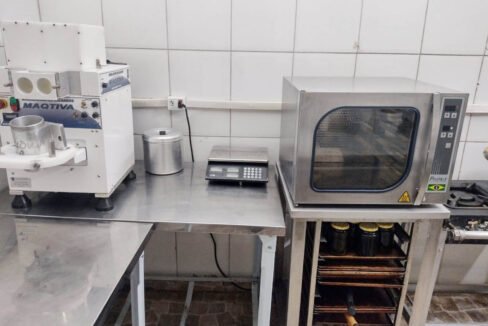 Passo ponto preparado para setor gastronômico - Chácara Santo Antônio 011