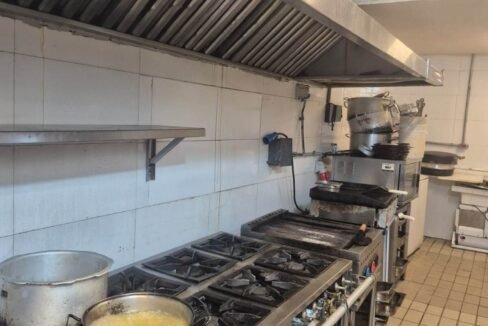 Vende-se Bar e Restaurante - Esquina na Região do Itaim Bibi 016
