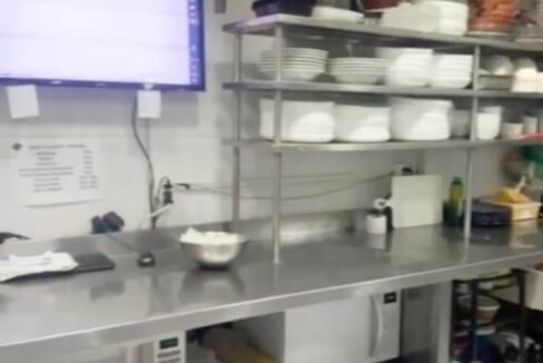 Arrendo ou Vendo Ponto para Restaurante 004