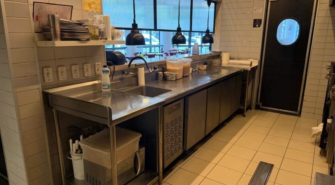 Ponto para Bar - Restaurante - Pizzaria - ESQUINA - Itaim Bibi 008