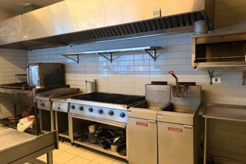 Ponto para Bar - Restaurante - Pizzaria - ESQUINA - Itaim Bibi 011