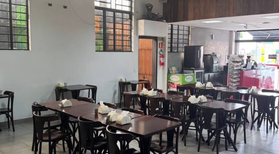 Passo o Ponto de Restaurante por quilo na Vila Mascote 001