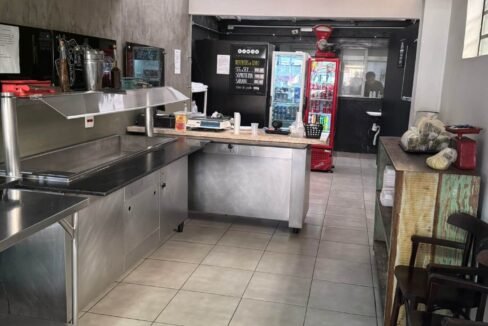 Passo o Ponto de Restaurante por quilo na Vila Mascote 011