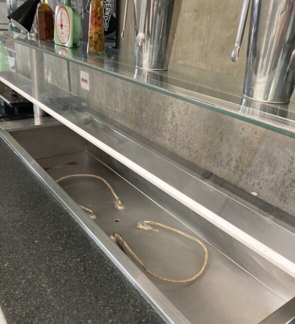 Passo o Ponto de Restaurante por quilo na Vila Mascote 016