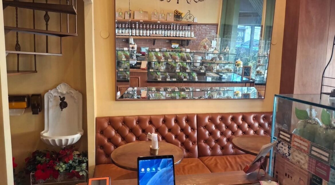 Venda de Pequeno Ponto Comercial jardins sp 011