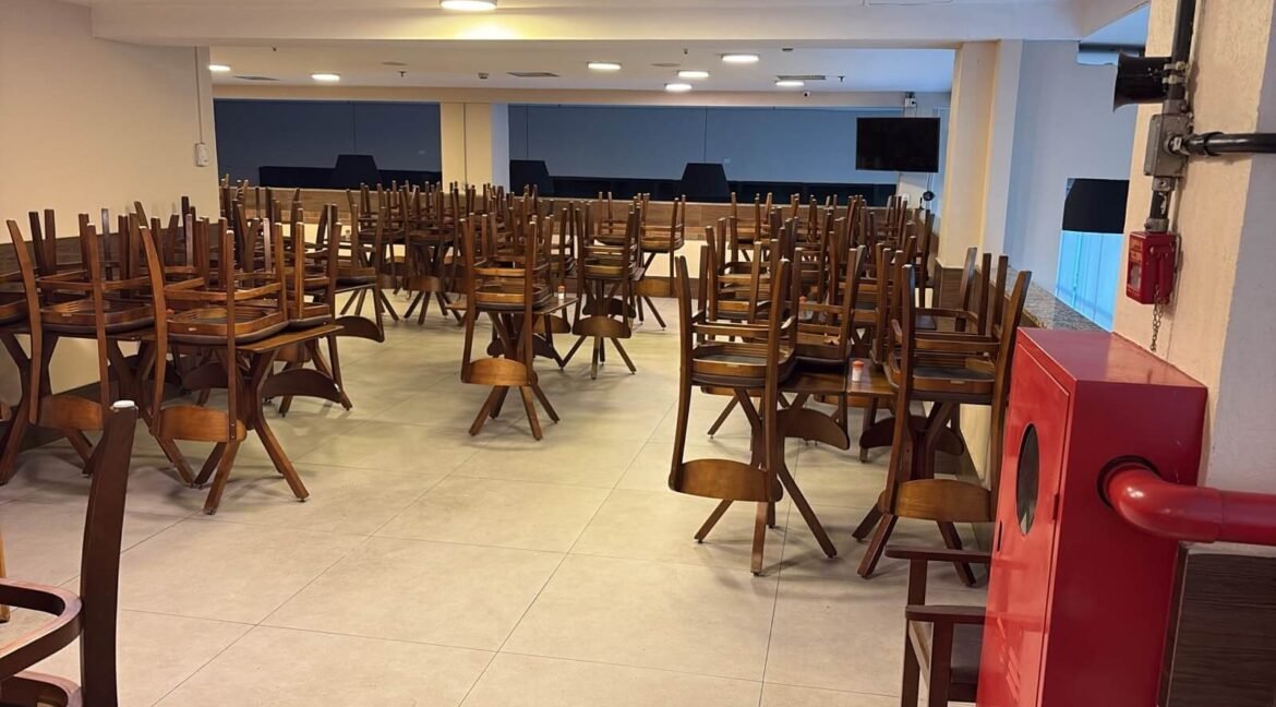 Venda de Restaurante Confinado - Segunda a Sexta em Alphaville SP 018