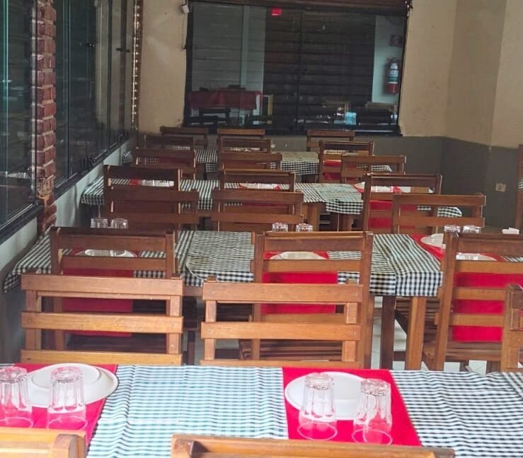 Pizzaria na Zona Leste Operação de salão e Delivery 001