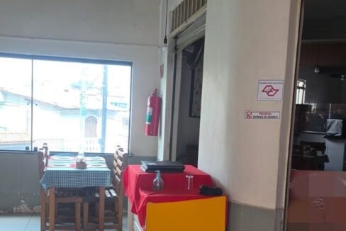 Pizzaria na Zona Leste Operação de salão e Delivery 003
