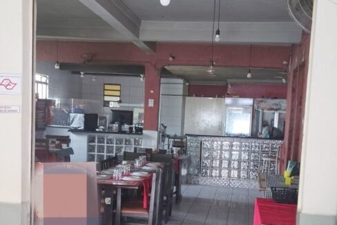 Pizzaria na Zona Leste Operação de salão e Delivery 004