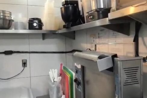 Ponto Comercial em maravilhosa ESQUINA - Vila Madalena 045