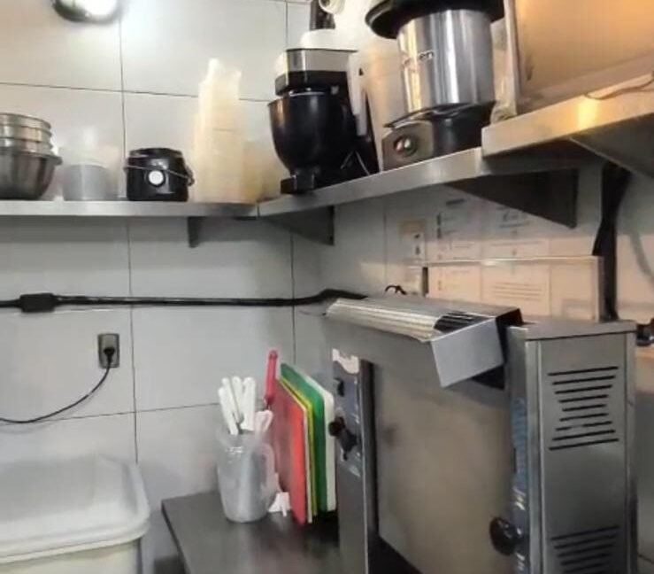 Ponto Comercial em maravilhosa ESQUINA - Vila Madalena 045